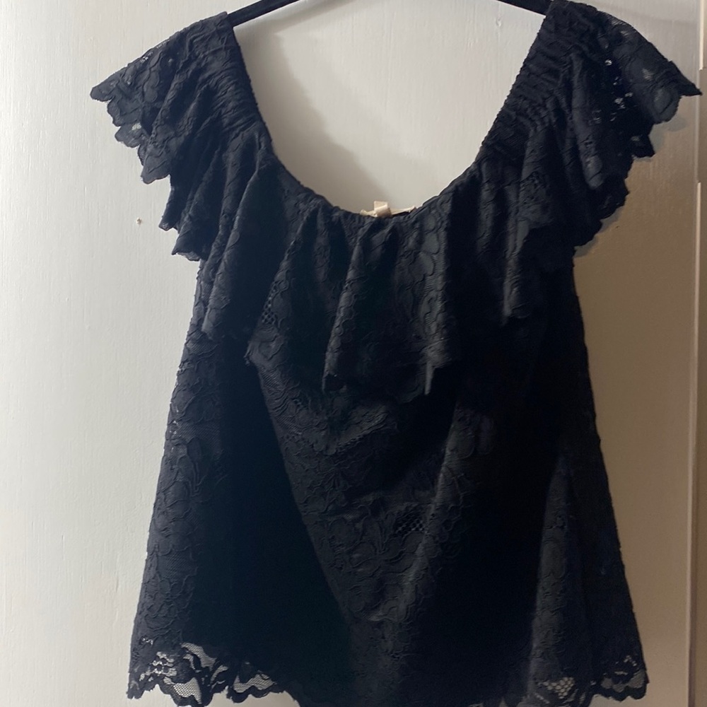 REBECCA TAYLOR size 8 Black lace off the shoulder Frill blouse.